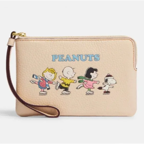 Coach X Peanuts Corner Zip Wristlet Bag Snoopy & Friends Ice Skating - Picture 8 of 9